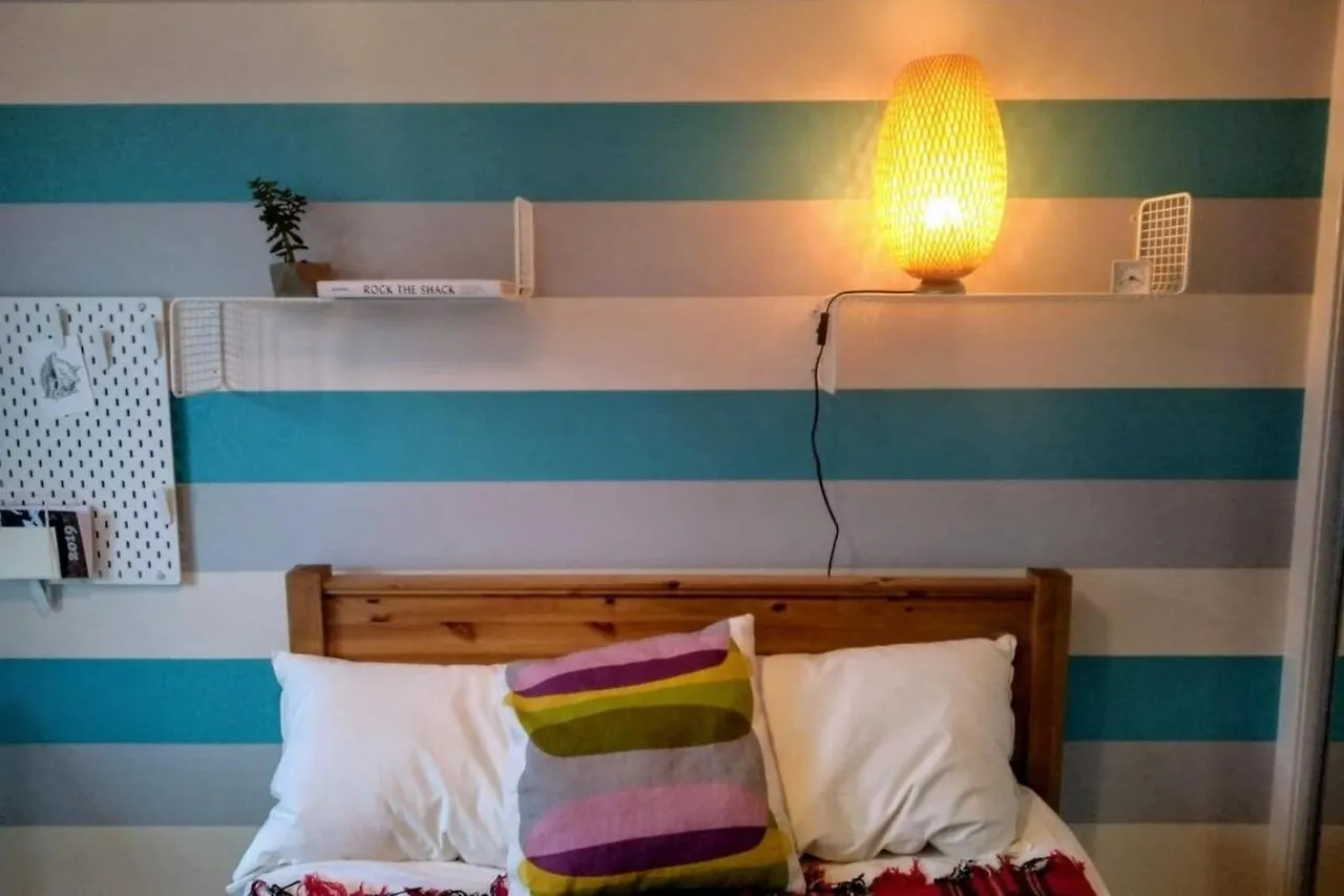 Quirky And Modern Apartment Near The Shore Edinburgh Großbritannien
